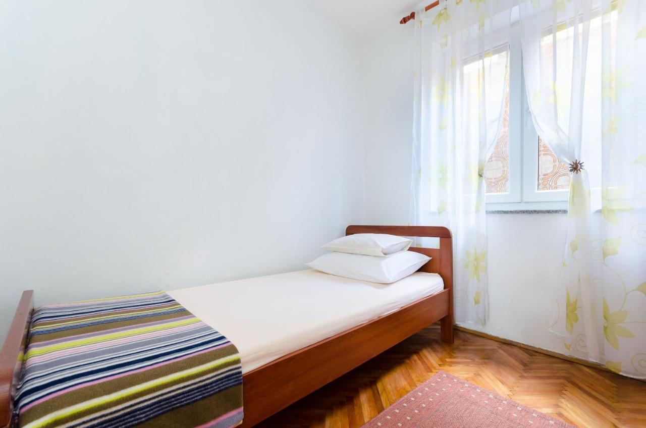 Apartment Milan Senj  Extérieur photo