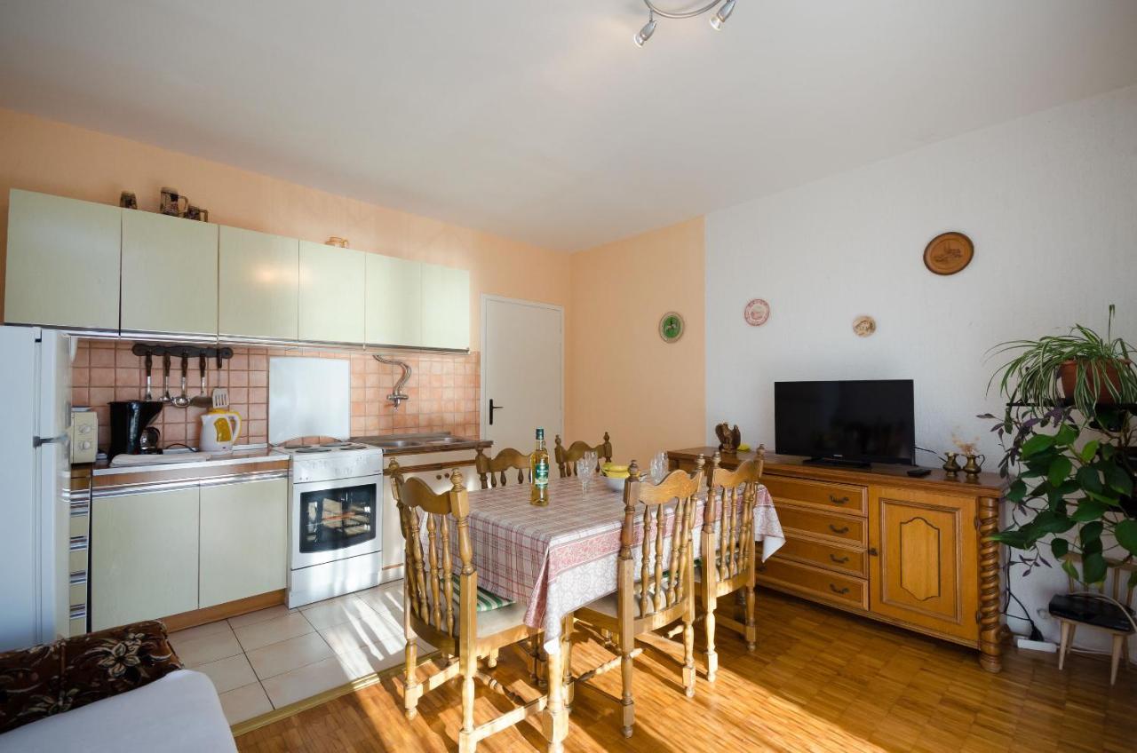 Apartment Milan Senj  Extérieur photo