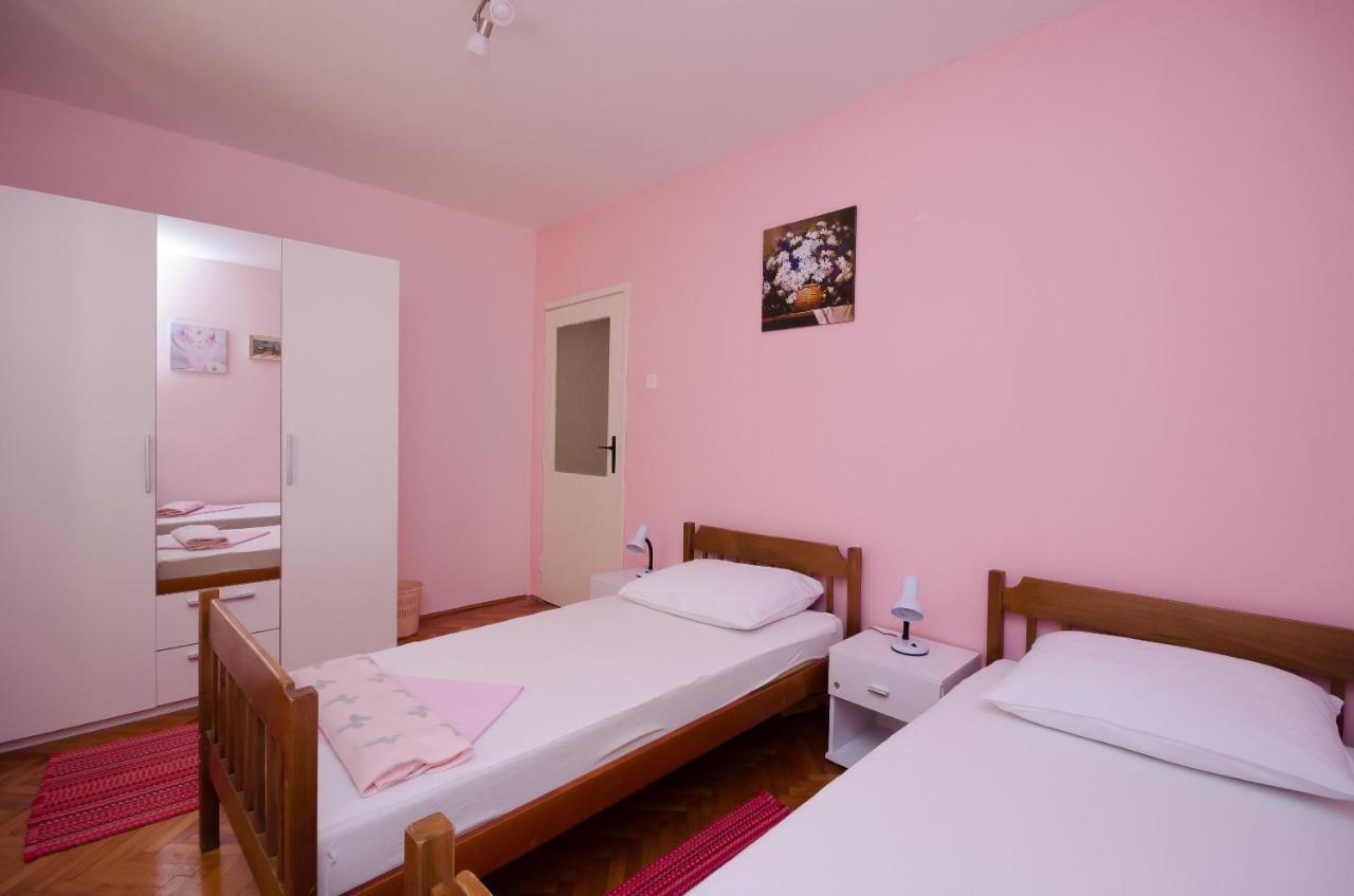 Apartment Milan Senj  Extérieur photo